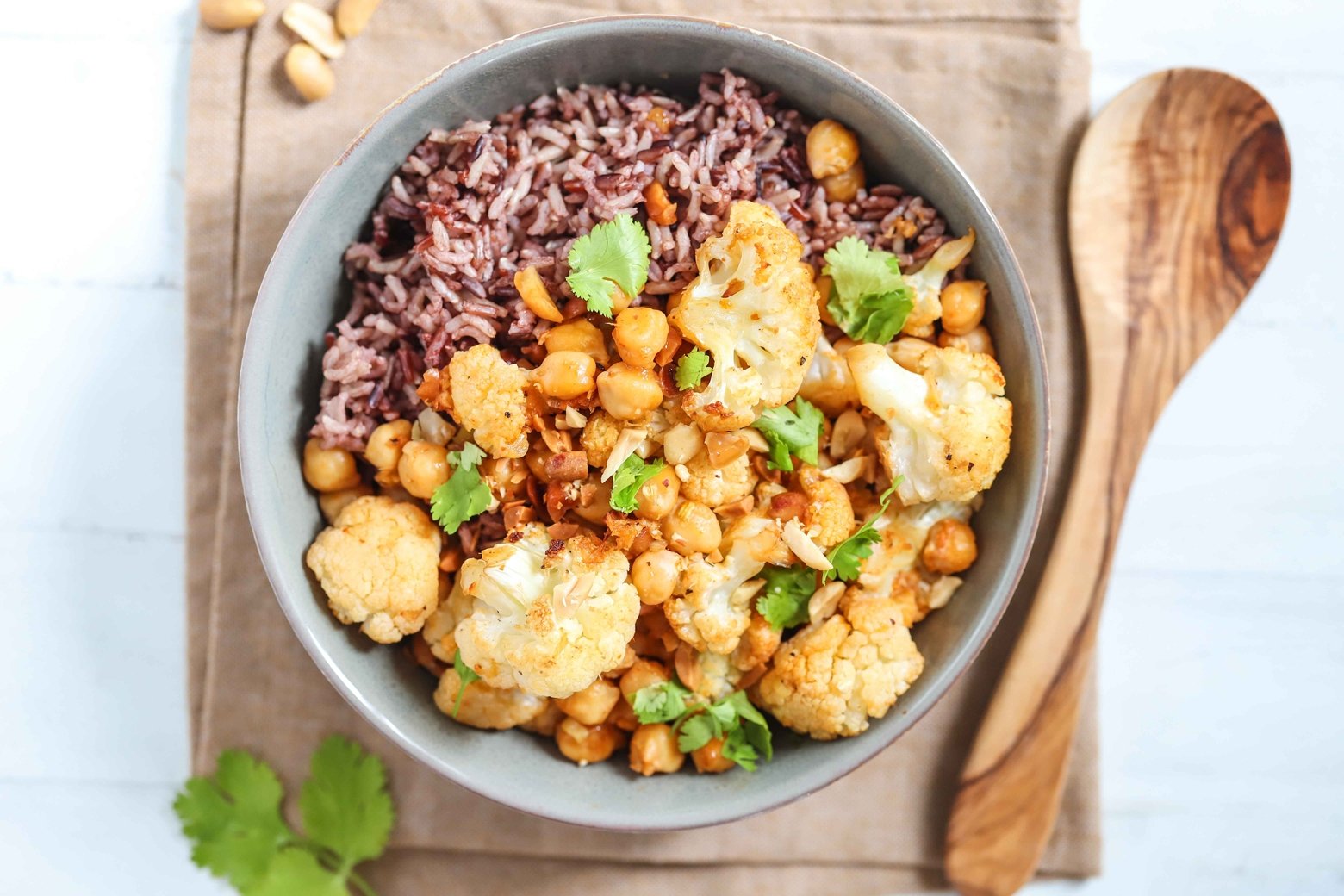 Spicy Cauliflower & Chickpea Rice Bowl