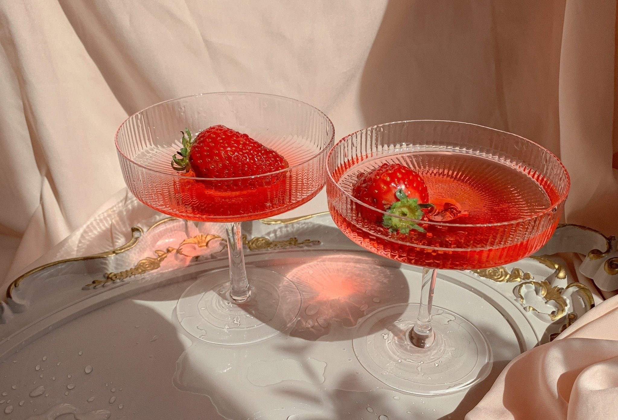Strawberry Ginger Spritz Mocktail Recipe