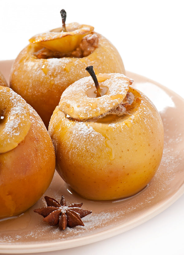 Baked apples with oats and walnuts