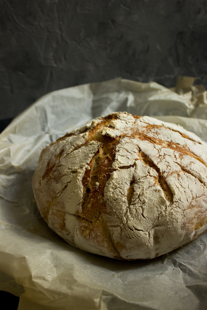 Easy homemade bread with olive oil