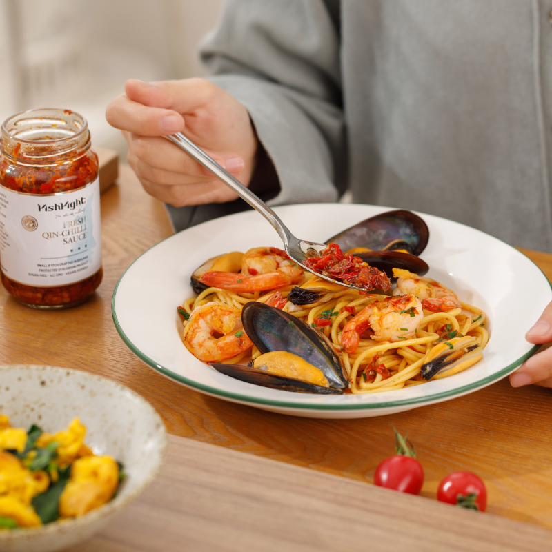 Garlic Blend Qin Chilli Paste - Rishright - 160g