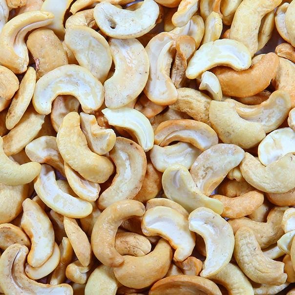 Wholefood Earth: Organic Cashew Nuts Large Pieces | Vegan | GMO Free - Wholefood Earth® - 5060470143770