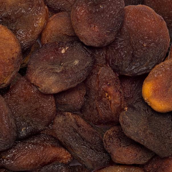Wholefood Earth: Organic Whole Apricots | GMO Free - Wholefood Earth®